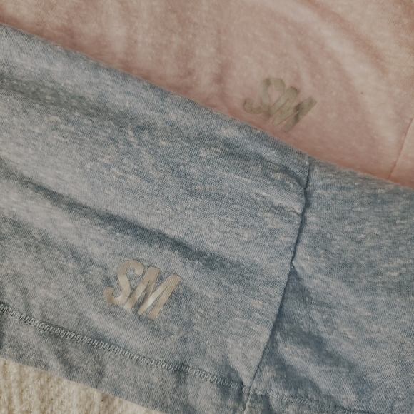 Steve Madden Bundle Workout tops (2) Pink and light Blue RESELL - Picture 8 of 12